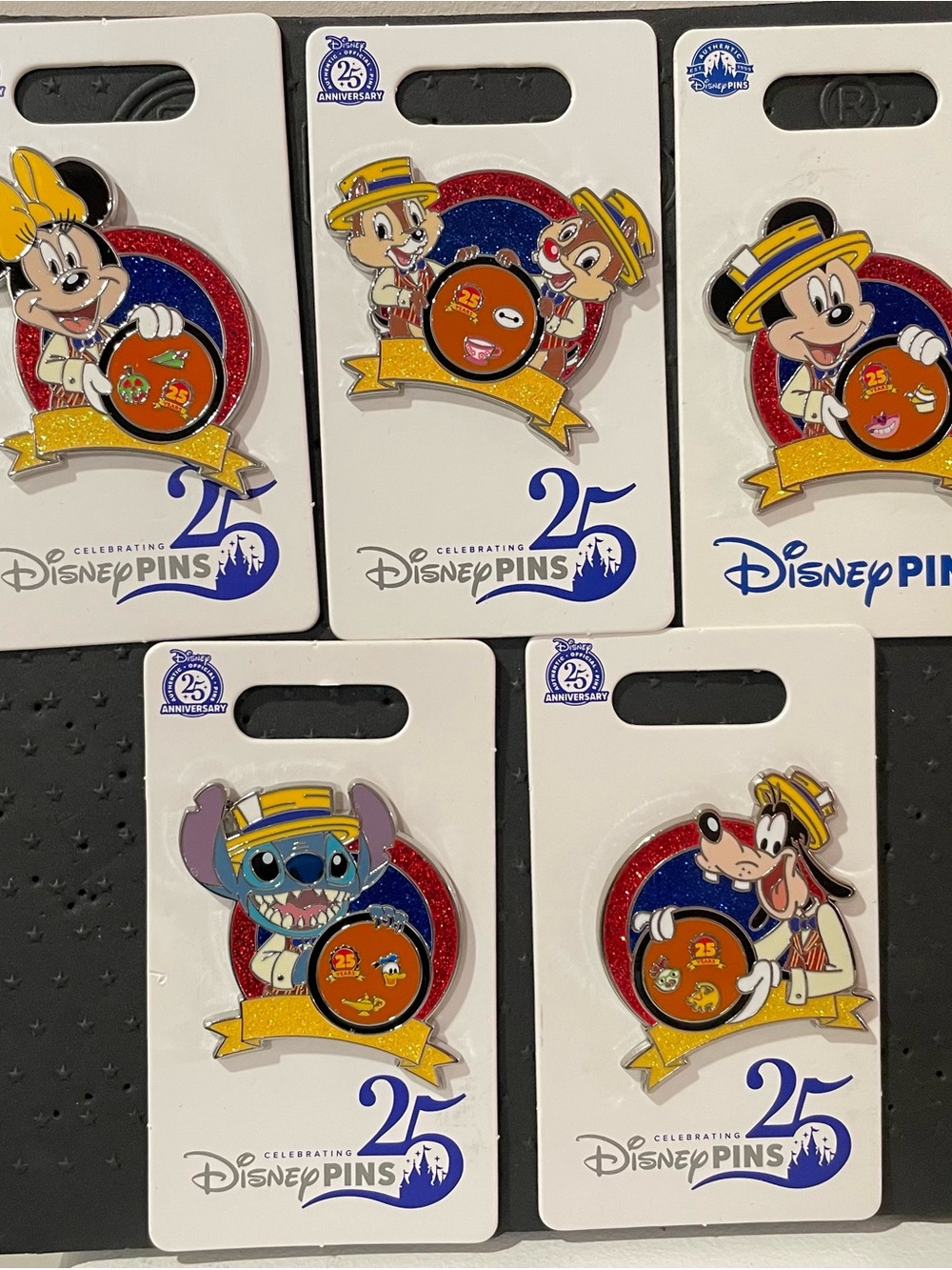 Disney 25th Anniv Glitter Pin Set - Minnie, Mickey, Chip & Dale, Stitch, Goofy